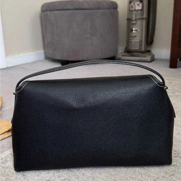 T Lock Black shoulder/crossbody bag - Picture 2 of 11